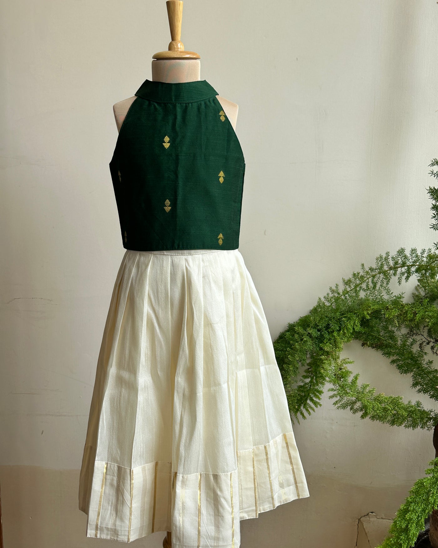 Thennai Onam lehenga for kids