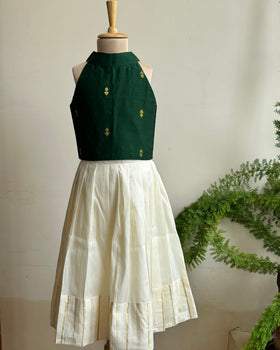 Thennai Onam lehenga for kids