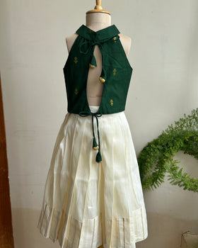 Thennai Onam lehenga for kids
