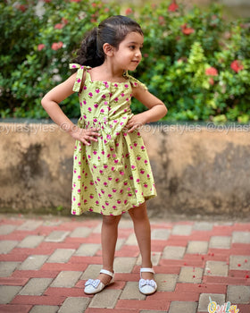 Sage Bloom – Floral cotton frock
