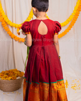 Semmalar – Hand embroidered long gown